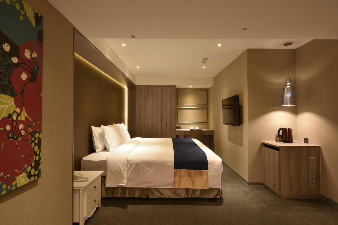 Green World Zhongxiao Тайбэй Экстерьер фото