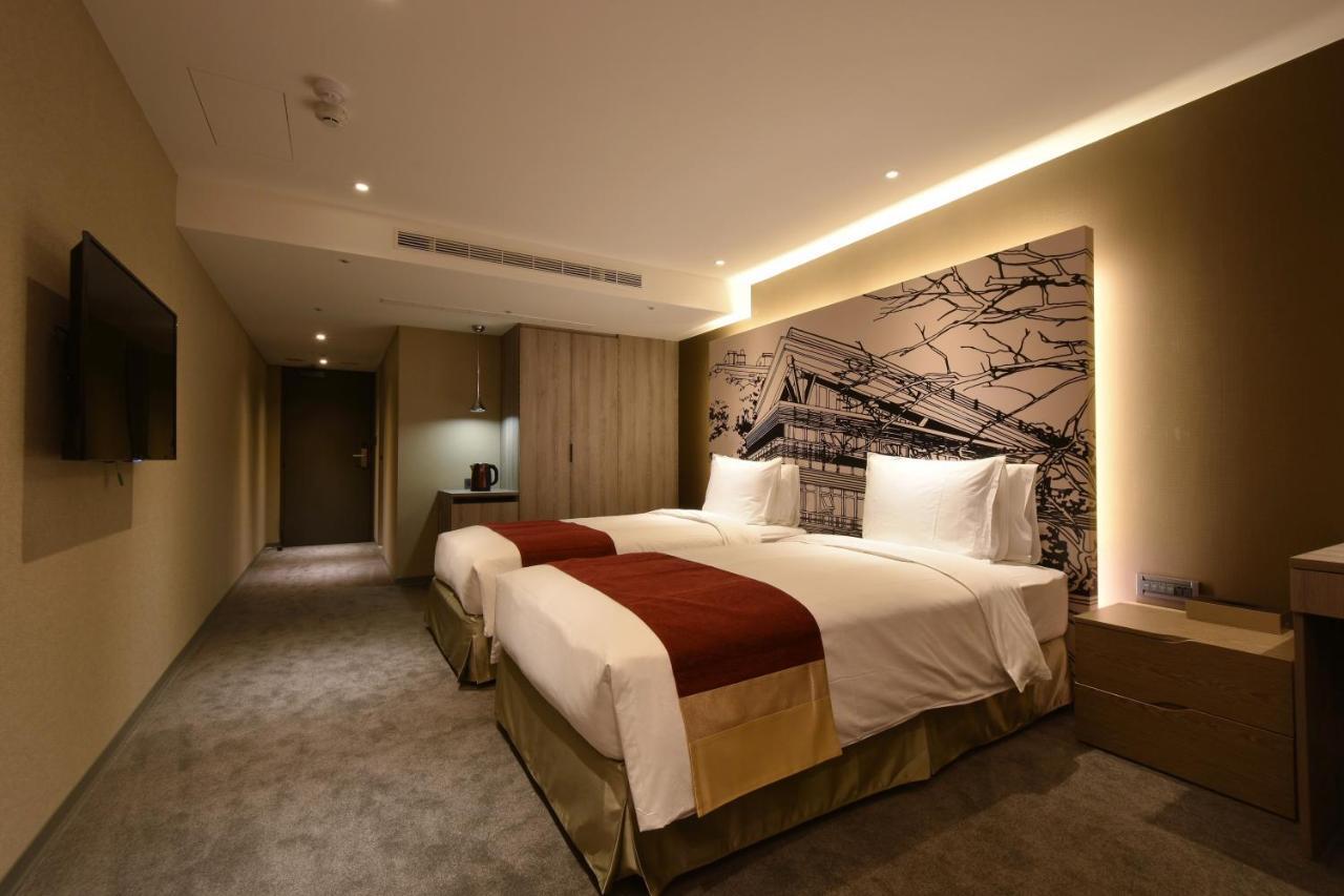 Green World Zhongxiao Тайбэй Экстерьер фото