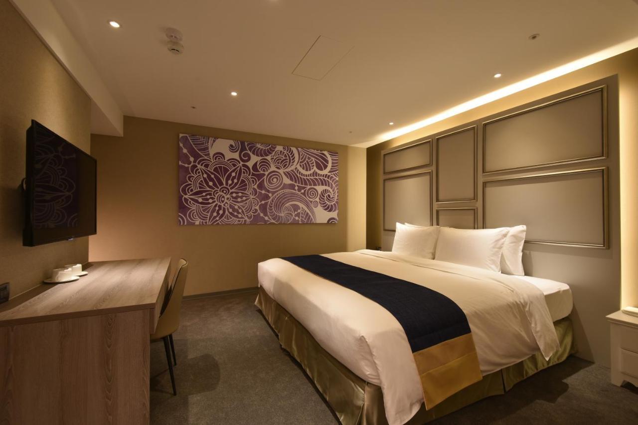 Green World Zhongxiao Тайбэй Экстерьер фото