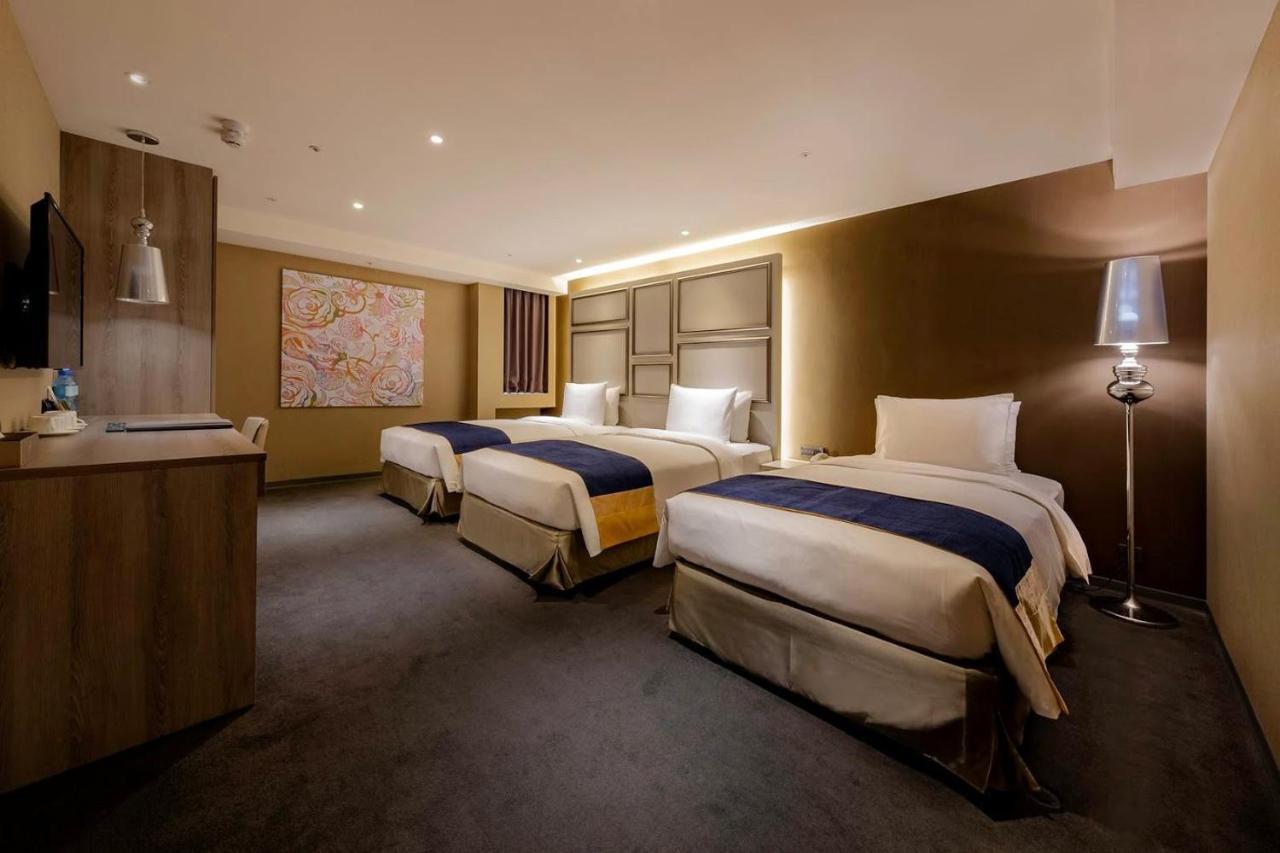 Green World Zhongxiao Тайбэй Экстерьер фото